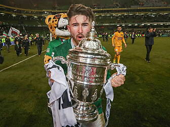 Sean Maguire signs a new deal...